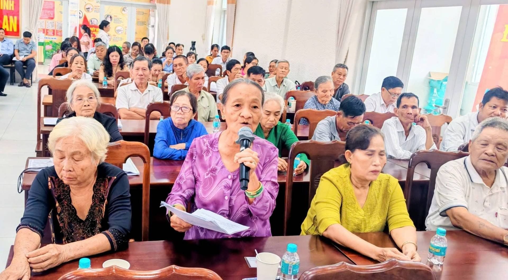 TỔ ĐẠI BIỂU SỐ 1, ĐOÀN ĐẠI BIỂU QUỐC HỘI THÀNH PHỐ HỒ CHÍ MINH TIẾP XÚC CỬ TRI 5 PHƯỜNG TRƯỚC KỲ HỌP THỨ 2, QUỐC HỘI KHÓA XVI
